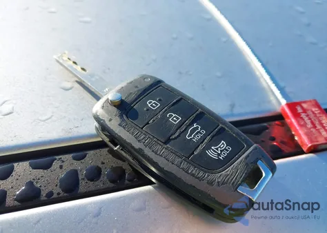 2020 Hyundai Accent Se z USA, uszkodzony, nr VIN 3KPC24A60LE108373